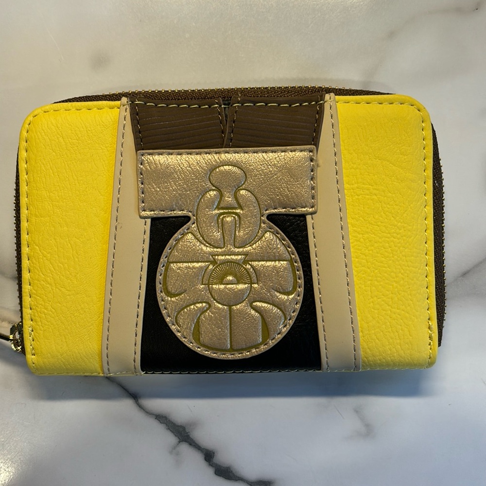 Loungefly Star Wars zip wallet NWOT